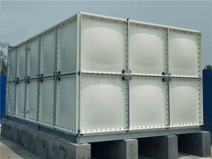 生产玻璃钢水箱的过程中有哪些要求？